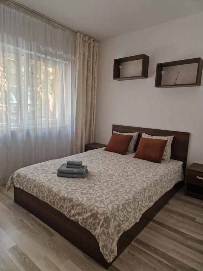 City Center Apartment Bucharest Exterior photo